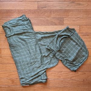 Solly Baby Wrap in Olive Grid